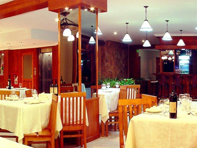 Costa Ushuaia 호텔 외부 사진